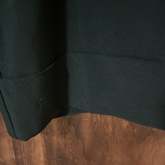 IZOD stretch Bermuda dress shorts 6 black - Picture 2 of 5